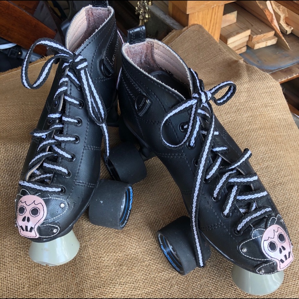 Cobra Speed Skates